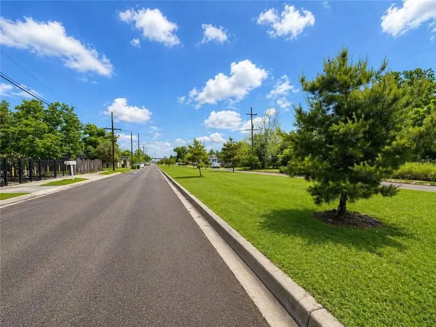 1306 Jourdan Avenue, New Orleans, LA 70117 - #3