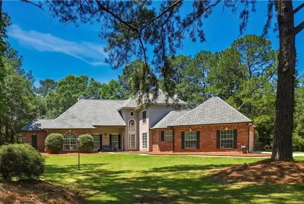 209 Reiher Road, Mandeville, LA 70471