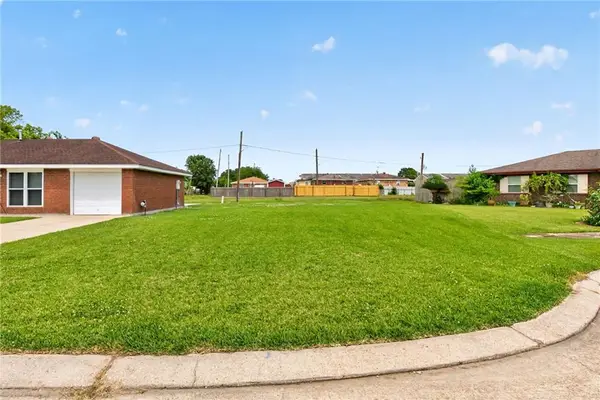 Lot 15, Marrero, LA 70072