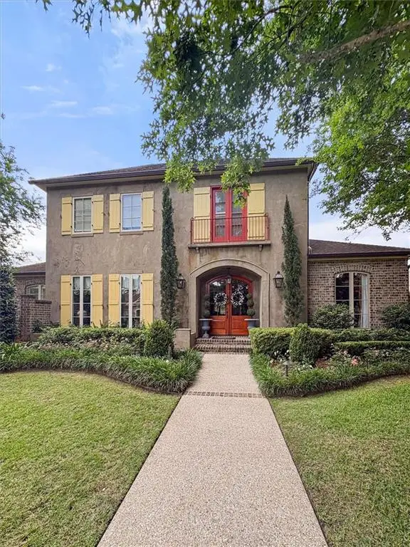 29 Fairway Oaks Drive, New Orleans, LA 70131