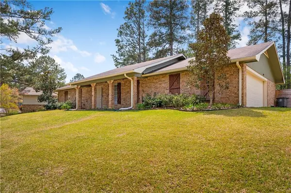 417 Fendler Parkway, Pineville, LA 71360
