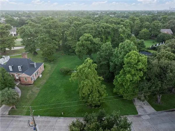 34 Colony Road, Gretna, LA 70056