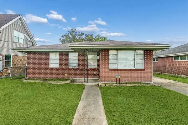 2521 Corinne Drive, Chalmette, LA 70043