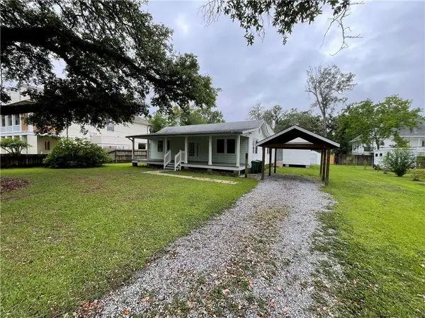 314 West Beach Parkway, Mandeville, LA 70448