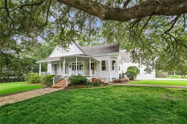 605 S America Street, Covington, LA 70433