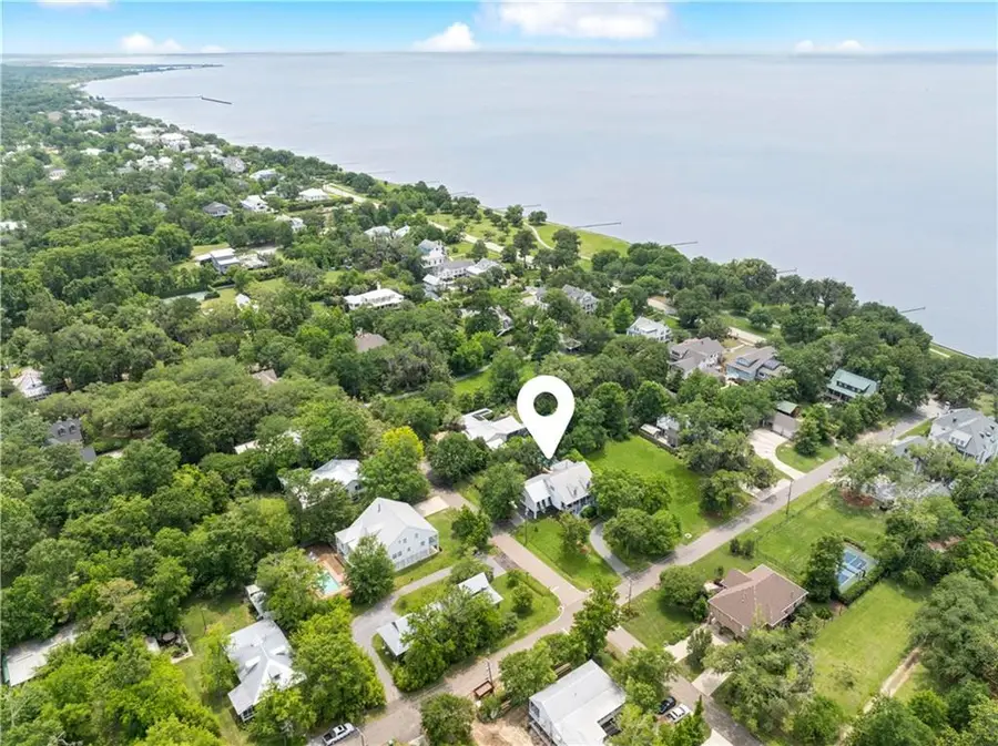 141 Wilkinson Street, Mandeville, LA 70448 - #3