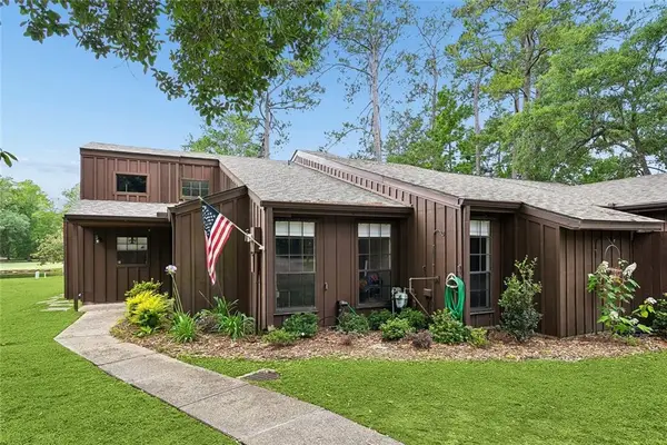 640 N Beau Chene Drive #7, Mandeville, LA 70471