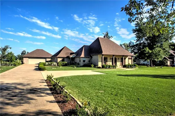 122 Fox Run Drive, Natchitoches, LA 71457