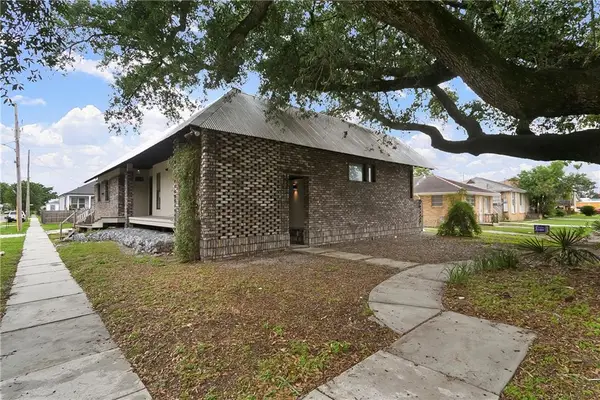 6000 Franklin Avenue, New Orleans, LA 70122