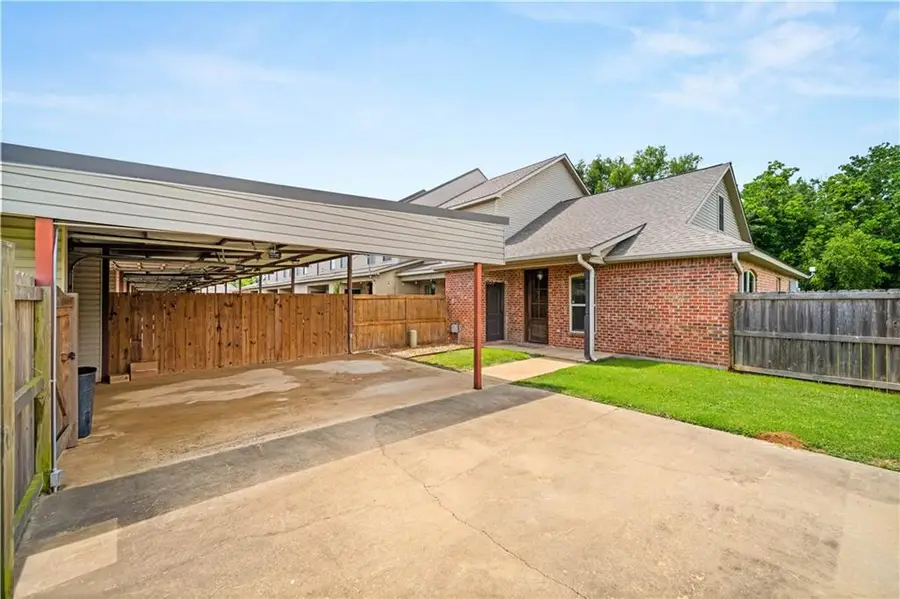 720 Toulouse St Street, Alexandria, LA 71303 - #3