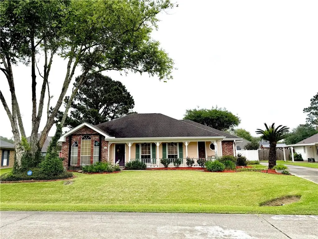 111 E Killarney Drive, Thibodaux, LA 70301 - #1