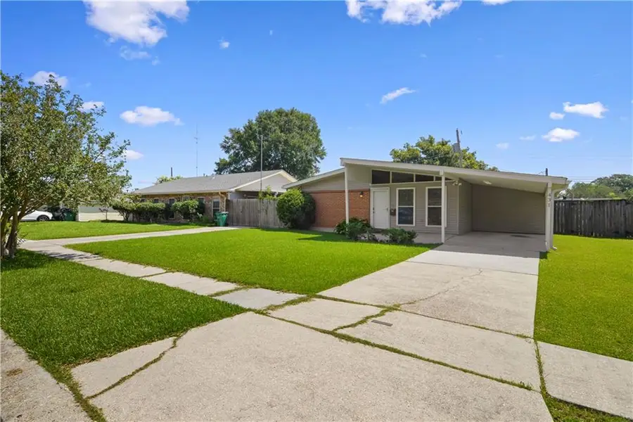 431 W Butterfly Circle, Terrytown, LA 70056 - #2