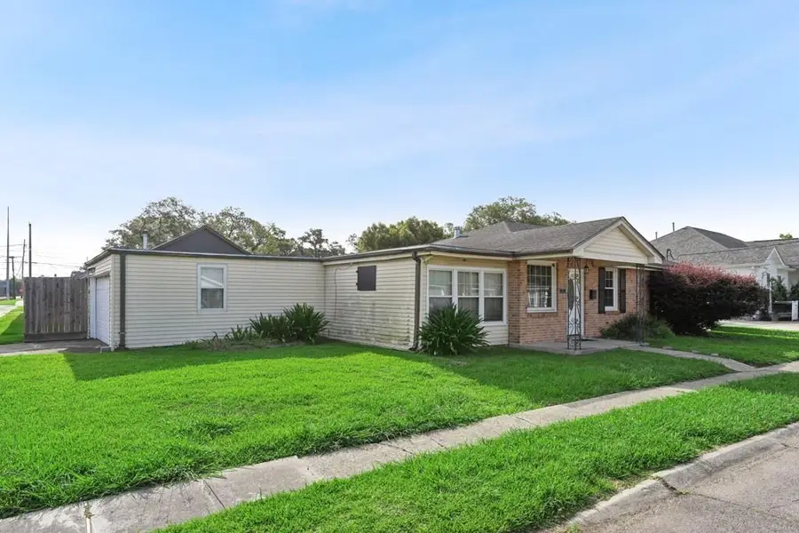871 Grove Avenue, Harahan, LA 70123 - #2