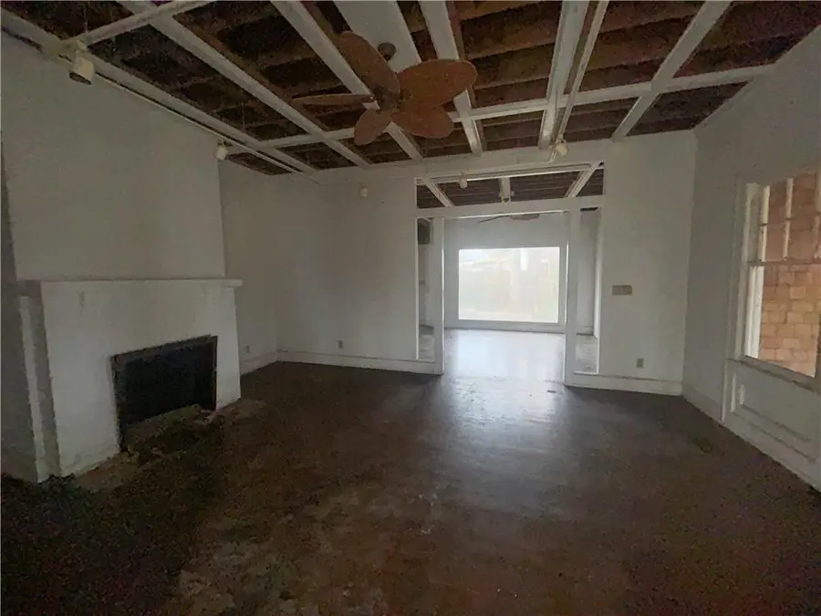 1036 Washington Street, Natchitoches, LA 71457 - #3