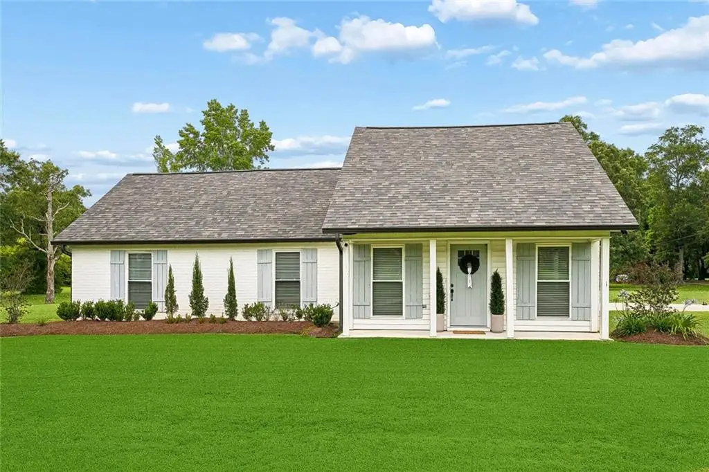 30395 E Stewart Road, Albany, LA 70711 - #1