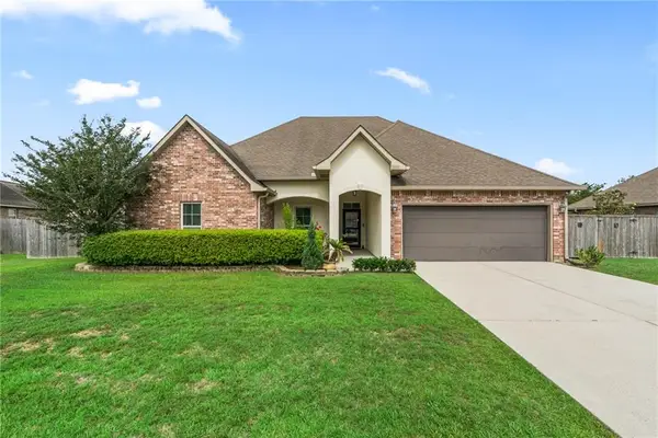 28501 Loiret Court, Ponchatoula, LA 70454