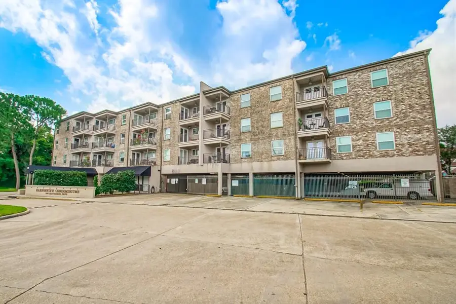 500 Lake Marina Drive #420, New Orleans, LA 70124 - #2
