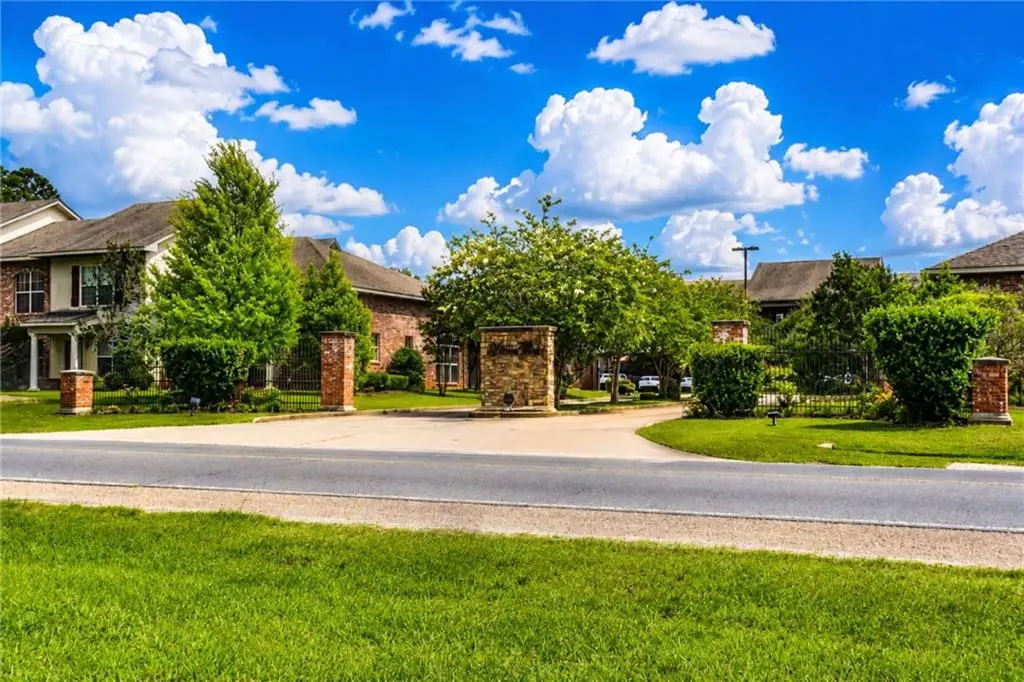 3202 Military Highway #E, Pineville, LA 71360 - #1