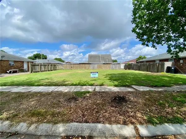 3712 Mumphrey Road, Chalmette, LA 70043