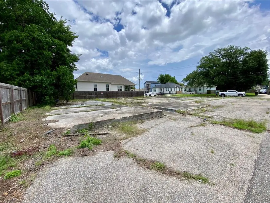 1900 Mehle Street, Arabi, LA 70032 - #3