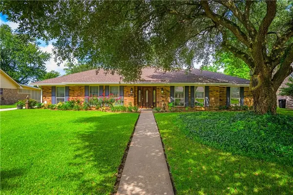 508 Sweetbriar Drive, Alexandria, LA 71303