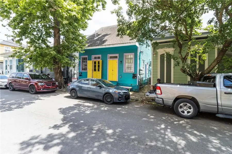 2322 Burgundy Street, New Orleans, LA 70117 - #3