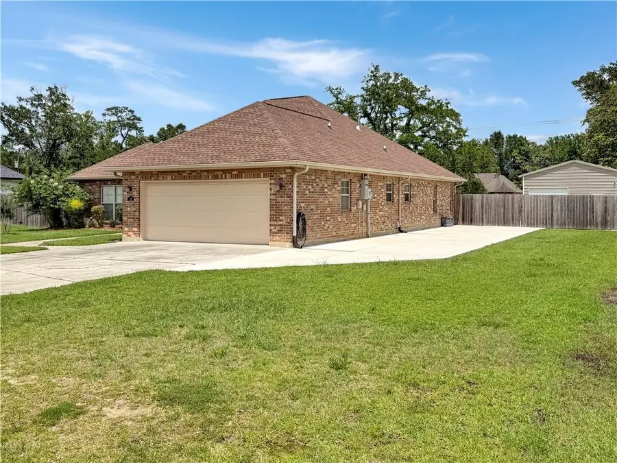 39 Magnolia Court, Ponchatoula, LA 70454 - #2