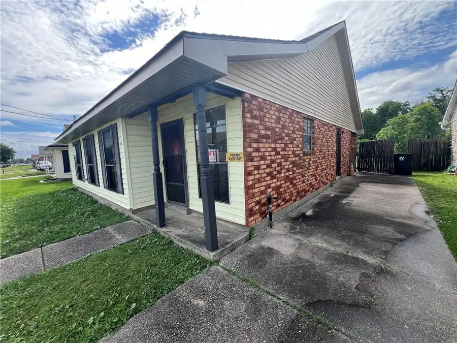 3320 Shannon Drive, Violet, LA 70092 - #2