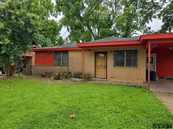 3210 Olcutt Street, Alexandria, LA 71301