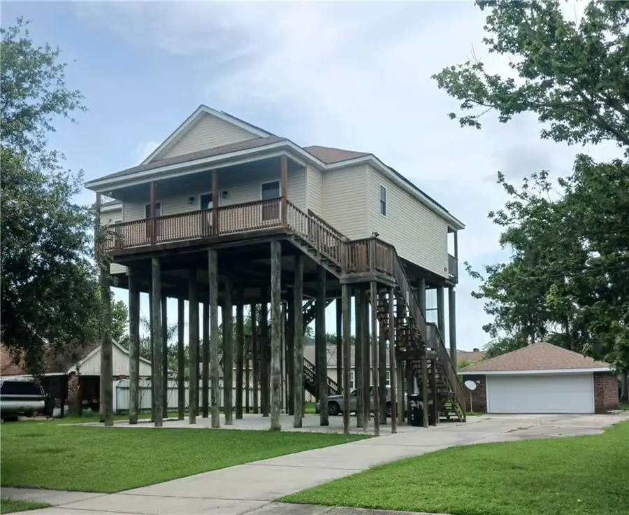 112 W Park Boulevard, Braithwaite, LA 70040 - #2