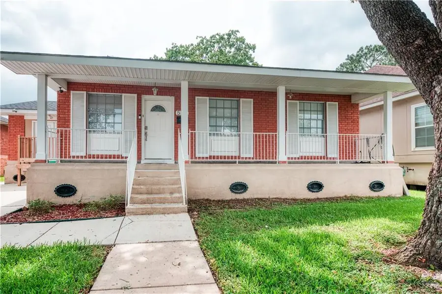 553 Diplomat Street, Gretna, LA 70056 - #2