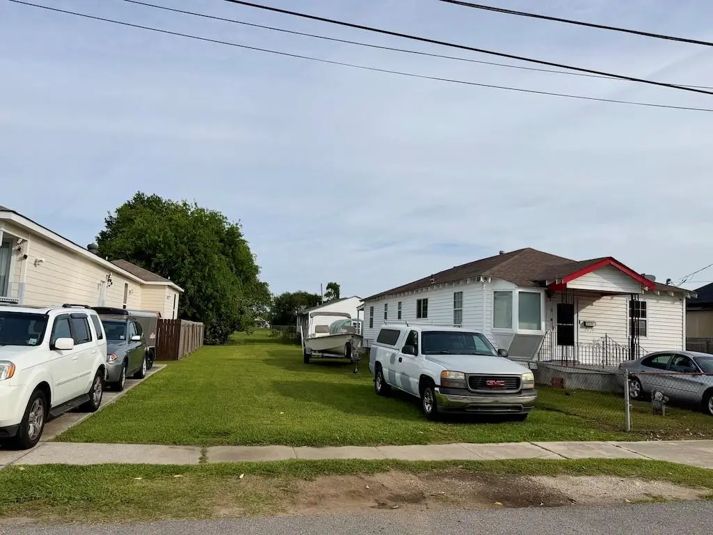 24th Street, Gretna, LA 70053 - #1