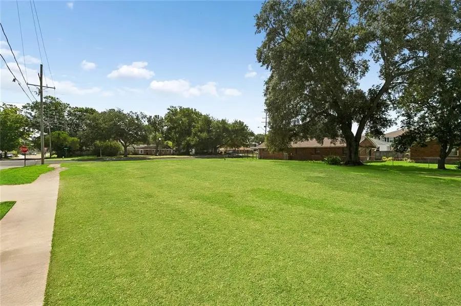 840 Bonnabel #a Boulevard, Metairie, LA 70005 - #2
