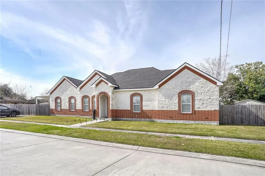 2504 Campagna Drive, Chalmette, LA 70043 - #3