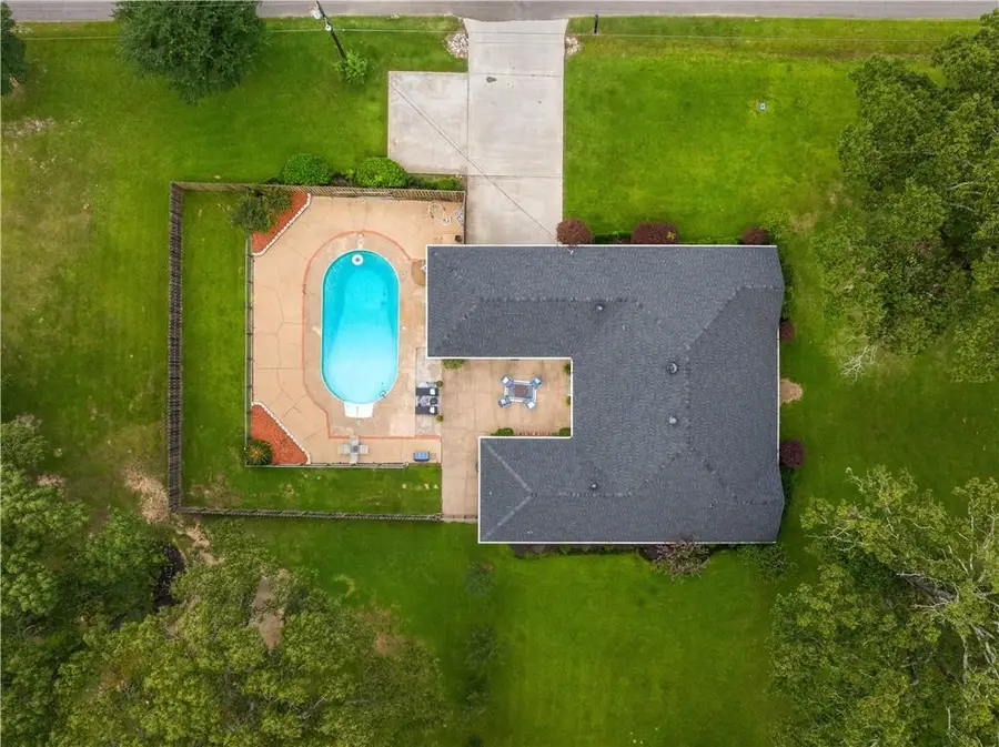3904 Staples Road, Pineville, LA 71360 - #2