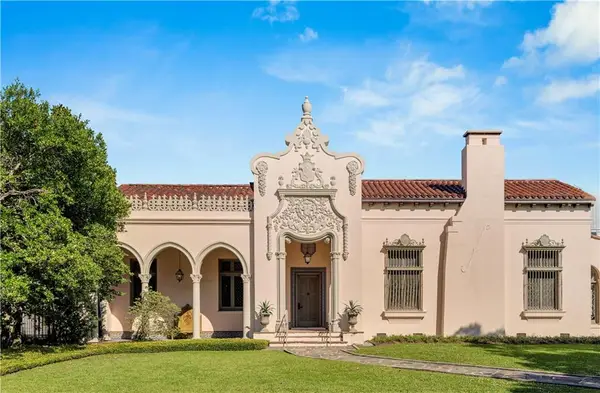 27 Audubon Place, New Orleans, LA 70118