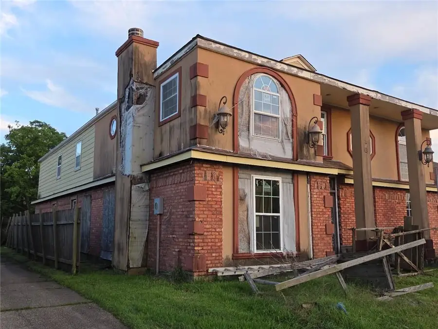12971 N Lake Carmel Drive, New Orleans, LA 70128 - #2