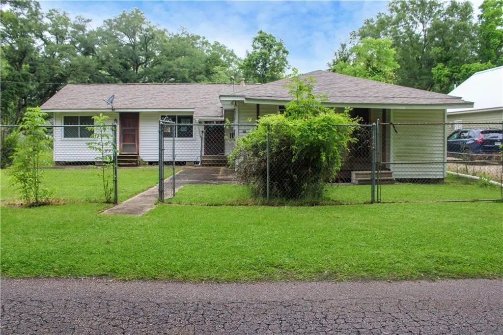 314 E 33rd Street, Covington, LA 70433 - #1