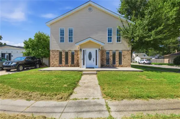 6001 W Esplanade Avenue, Metairie, LA 70003