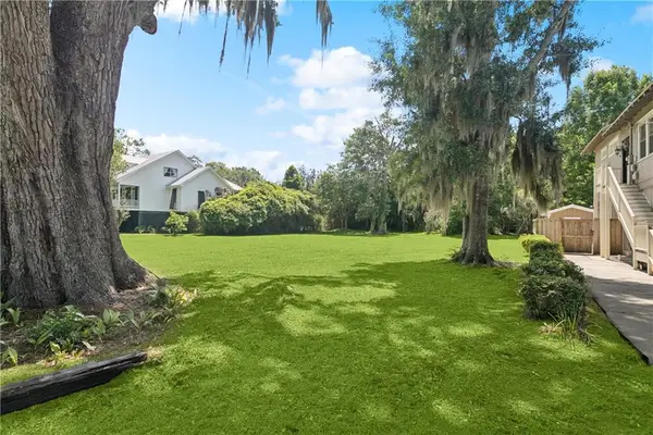 Wilkinson Street, Mandeville, LA 70448