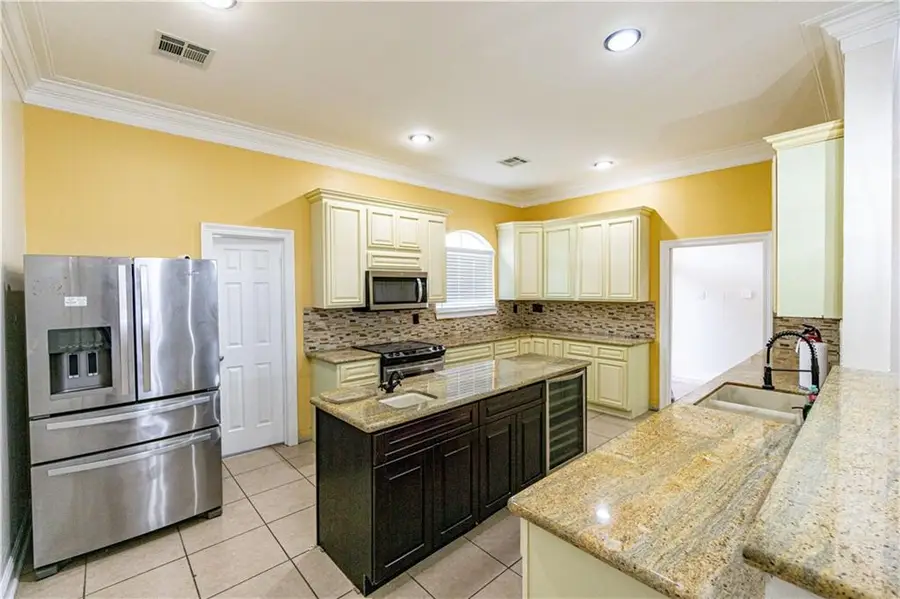12540 N Lake Carmel Drive, New Orleans, LA 70128 - #3