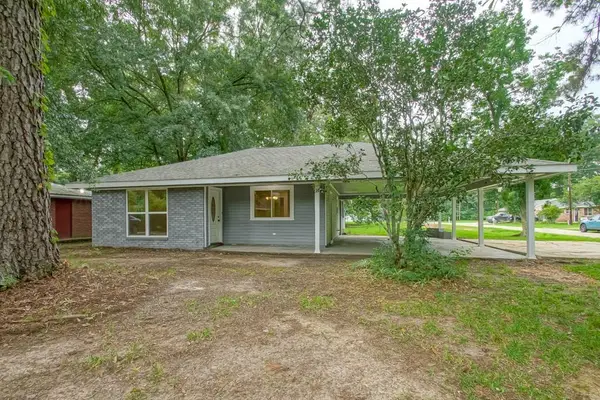 42164 Garden Drive, Ponchatoula, LA 70454