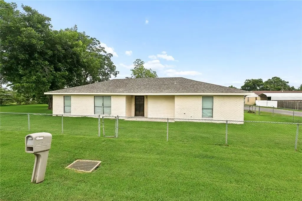 204 Market Street, Raceland, LA 70394 - #1
