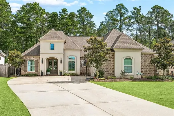 604 Blue Heron Lane, Madisonville, LA 70447