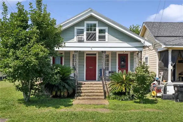 1820 Toledano Street, New Orleans, LA 70115