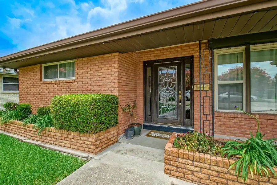 211 Willow Drive, Gretna, LA 70053 - #2