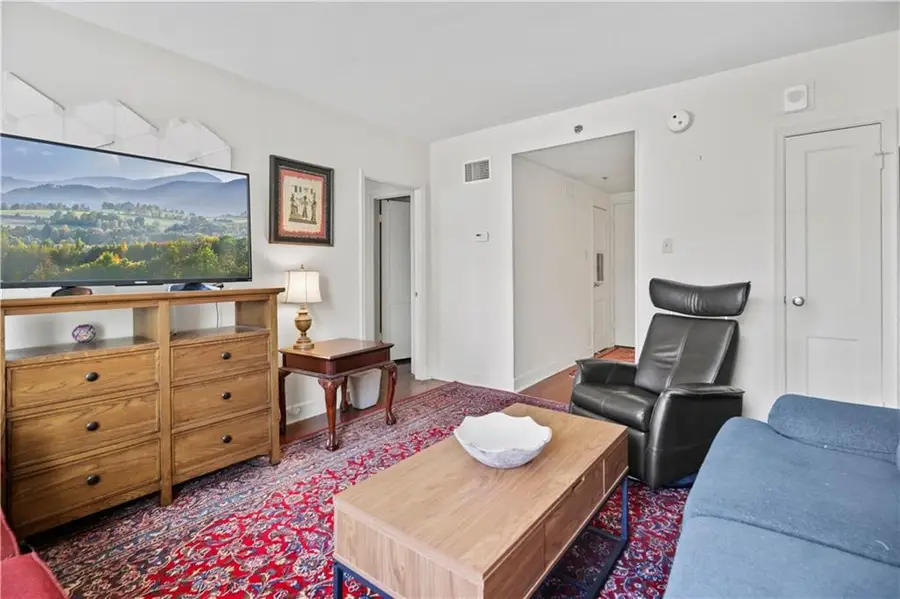 1205 St. Charles Avenue #611, New Orleans, LA 70130 - #3