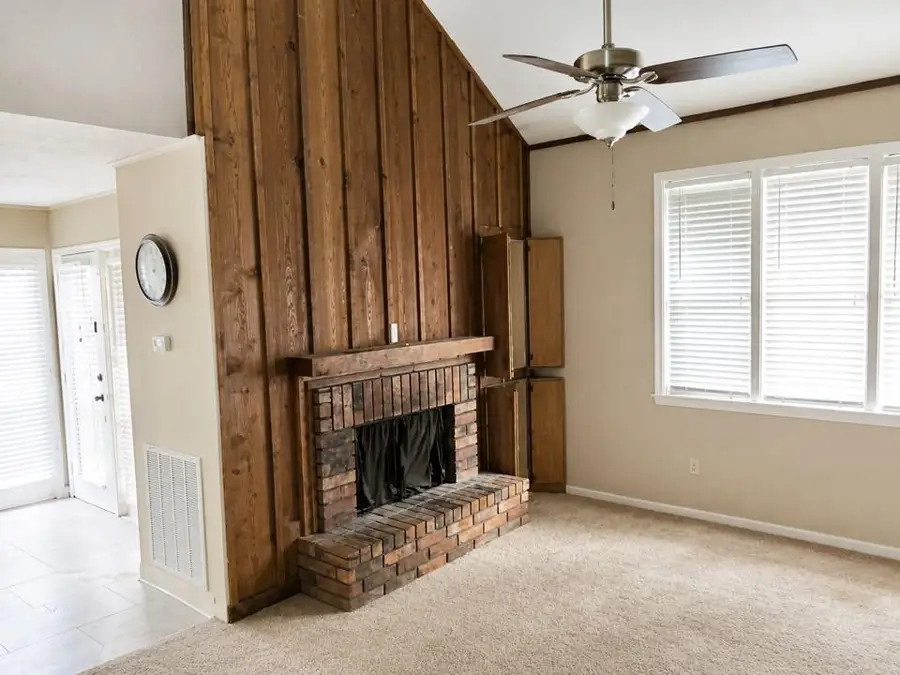 914 Executive Court, Pineville, LA 71360 - #2
