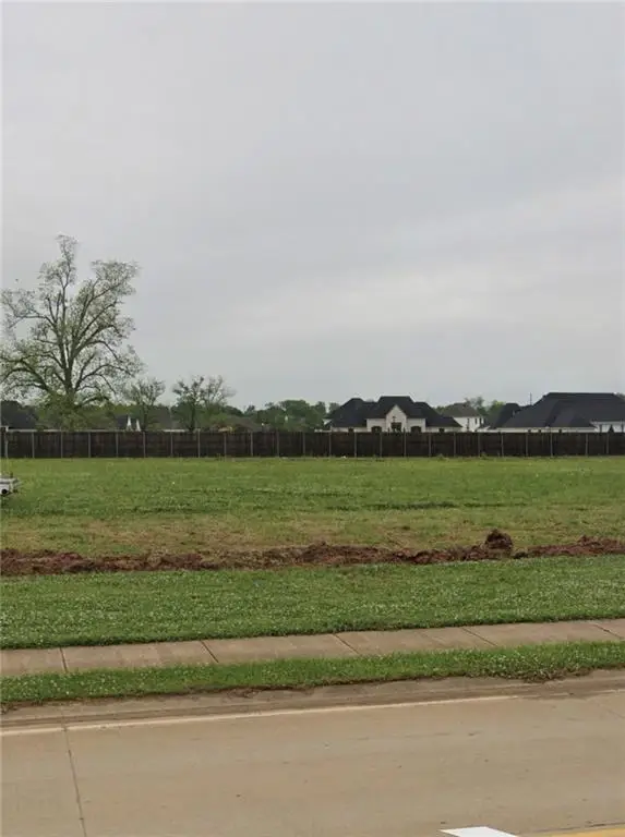 149 Versailles Boulevard, Alexandria, LA 71303
