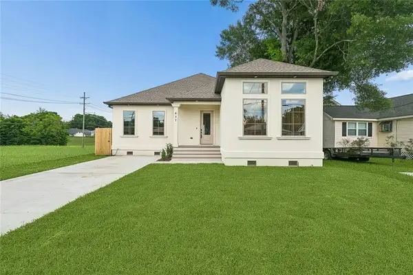 637 Linden Street, Metairie, LA 70003